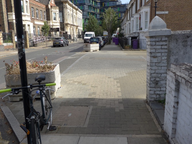 Image from 3D model of junction, or photo of junction. Refer to text for a full description of what is shown in the images.